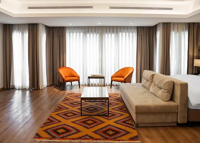 Riva Nişantaşı Otel *
