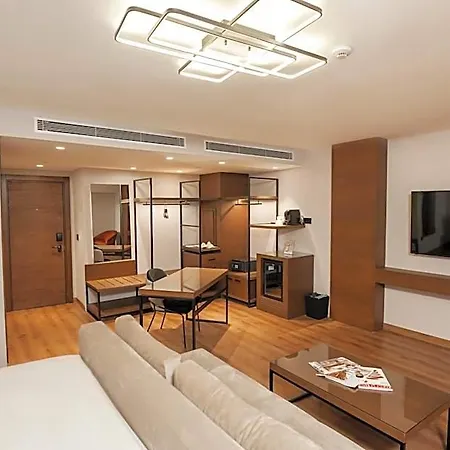 Hotel Riva Nisantasi